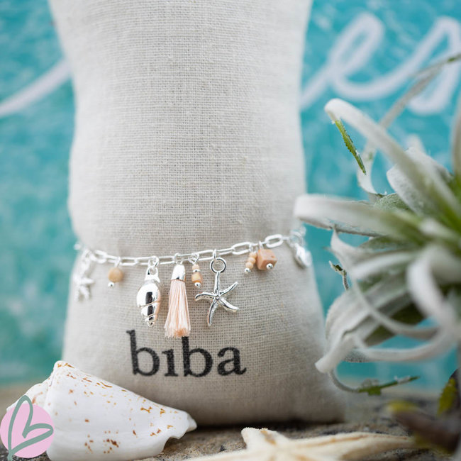 Biba Zilverkleurige strand bedel armband