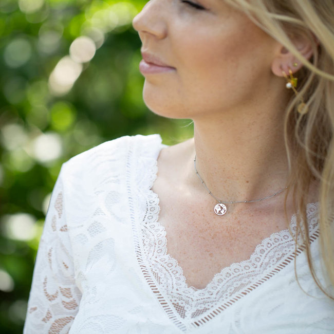 Day & Eve  Ketting staal zilver wereldbol aarde