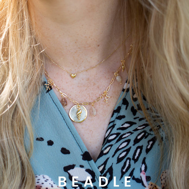 ketting schelpen en koraal