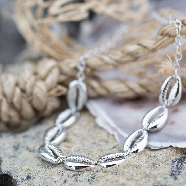 Zilver ketting met schelpjes