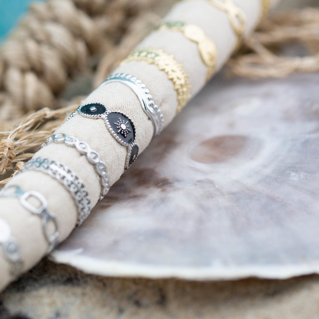 Beadle goud stalen ring met kroontje