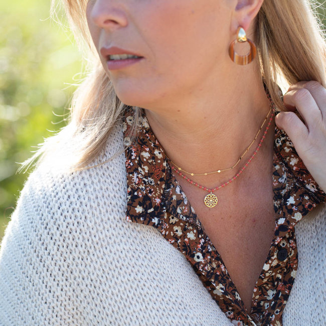 Biba Goud ketting met koraal kralen en muntje biba