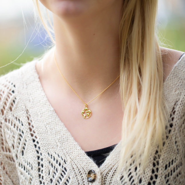 Karma ketting zilver met wereldbol  goudkleur