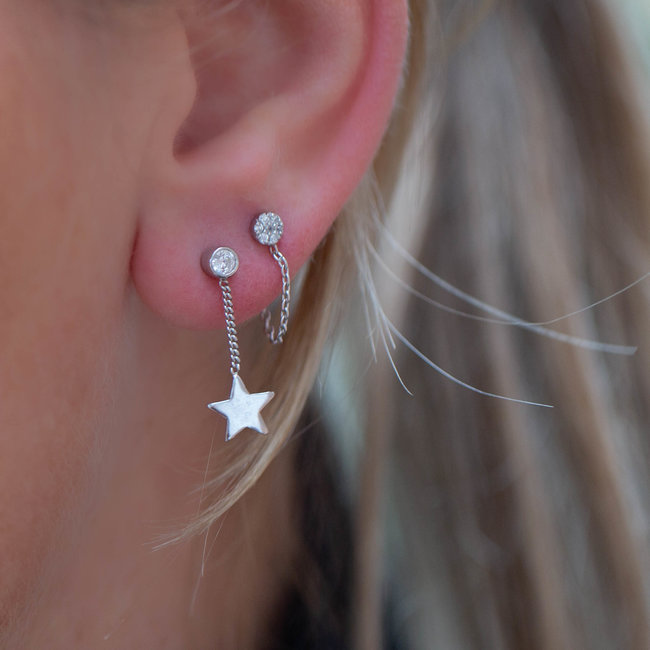 KARMA Zilver oorbellen met zirconia rondje