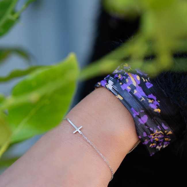 ZAG  Bijoux Armband zilver met kruisje