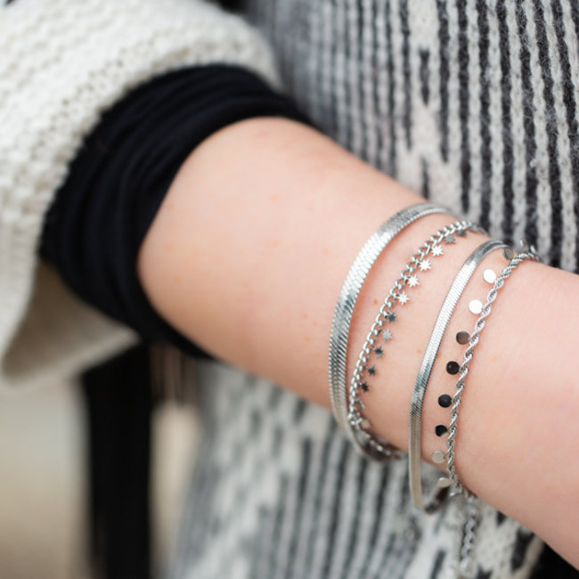 Zilveren stalen armband met visgraat motiefje