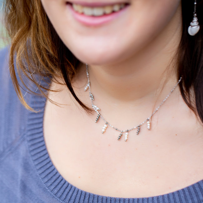 Zilver ketting met parel hangers