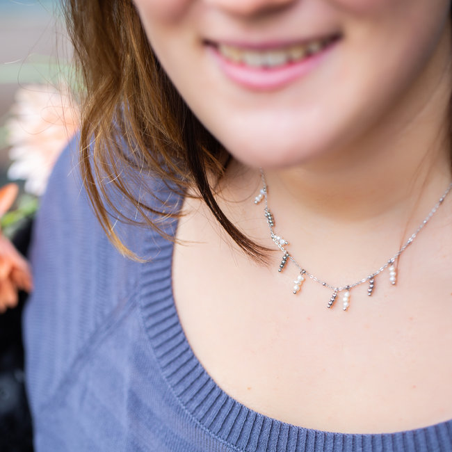 Zilver ketting met parel hangers