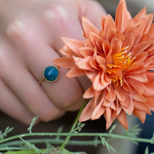 ZAG  Bijoux Gouden ring met tealblauwe steen