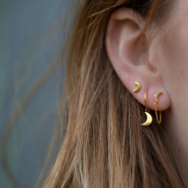 Symbols half moon goud oorbellen Karma