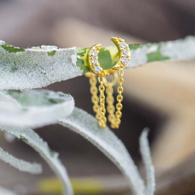 KARMA Symbols half moon goud oorbellen Karma