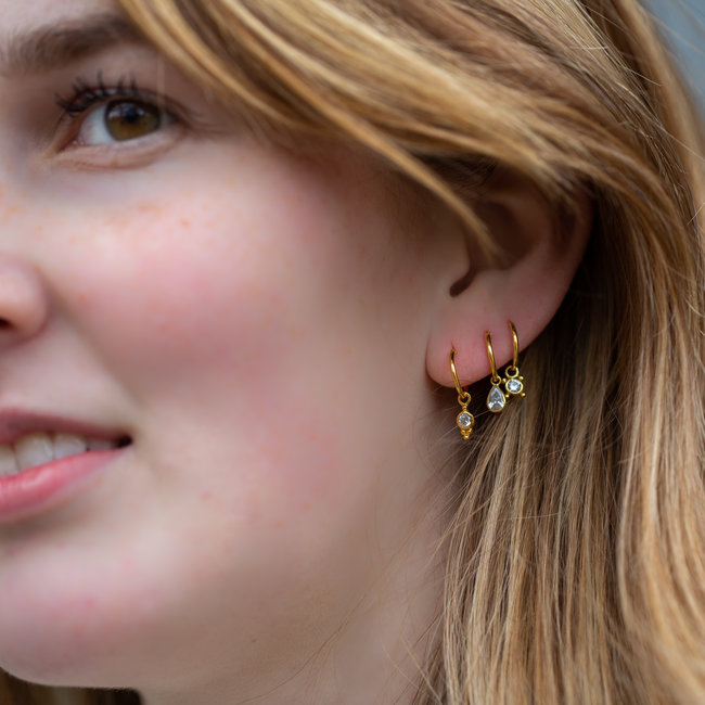 KARMA Hoops Symbols Zirconia Single Stone 4 Dots Goldplated