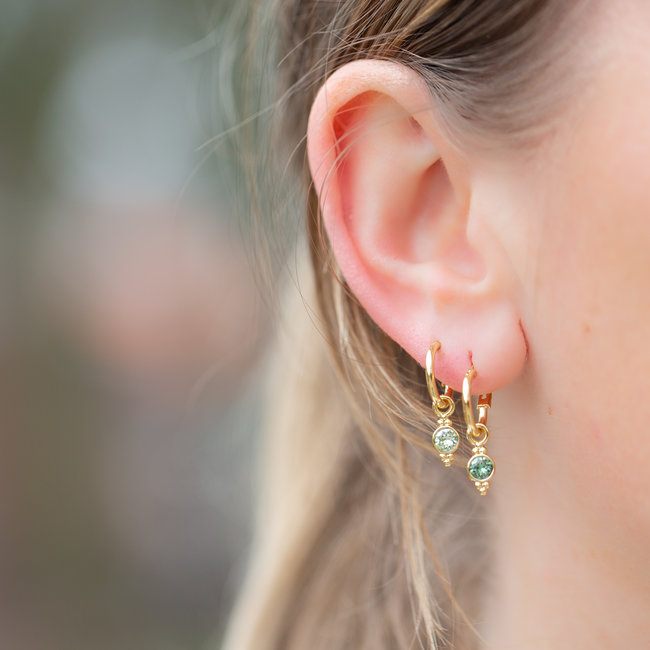 Biba gouden oorringen met een crystal steen in donkergroen en mintgroen