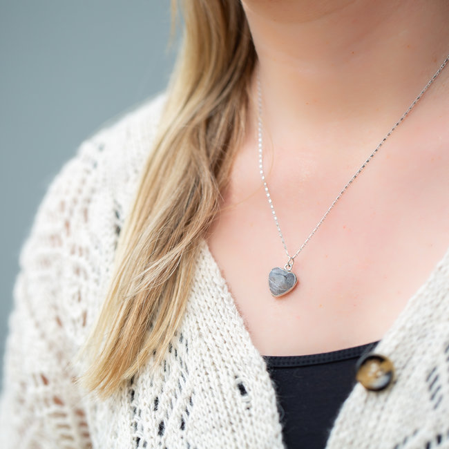 Biba Zilver ketting met grijs facet hart hanger