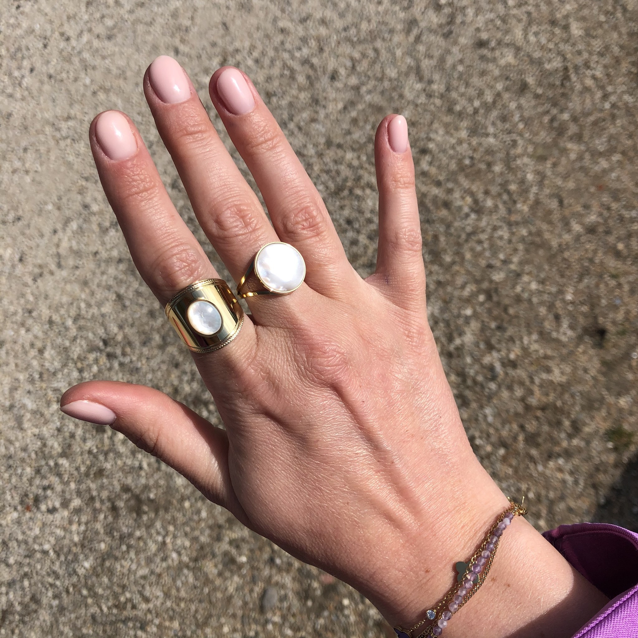 Consumeren Attent achtergrond ZAG Bijoux Gouden ringen met witte steen - Beadle
