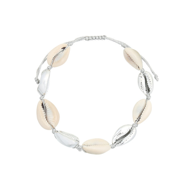 Beadle Armband met witte schelpjes of met witte en zilveren schelpjes