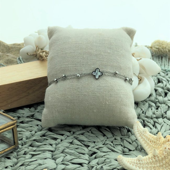 ZAG  Bijoux Zilveren armband met bolletjes en klaver