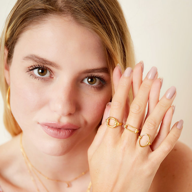 Zilveren stalen ringen