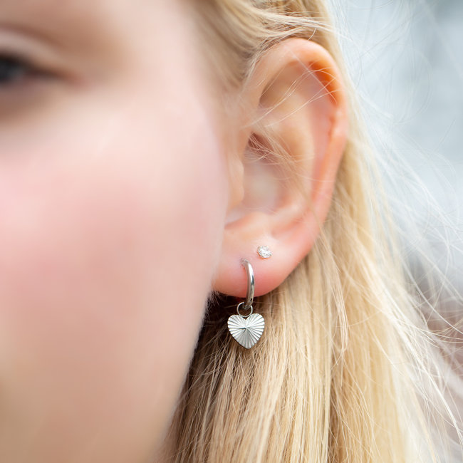Liefdes creolen zilver met hart
