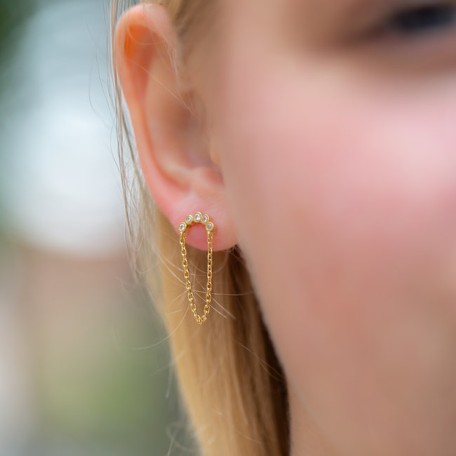 Gouden oorbellen met ketting