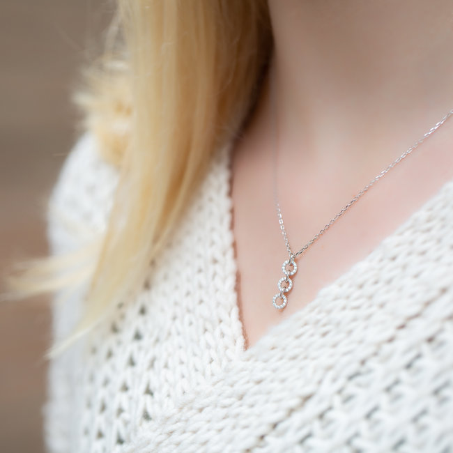 Zilveren ketting hoops
