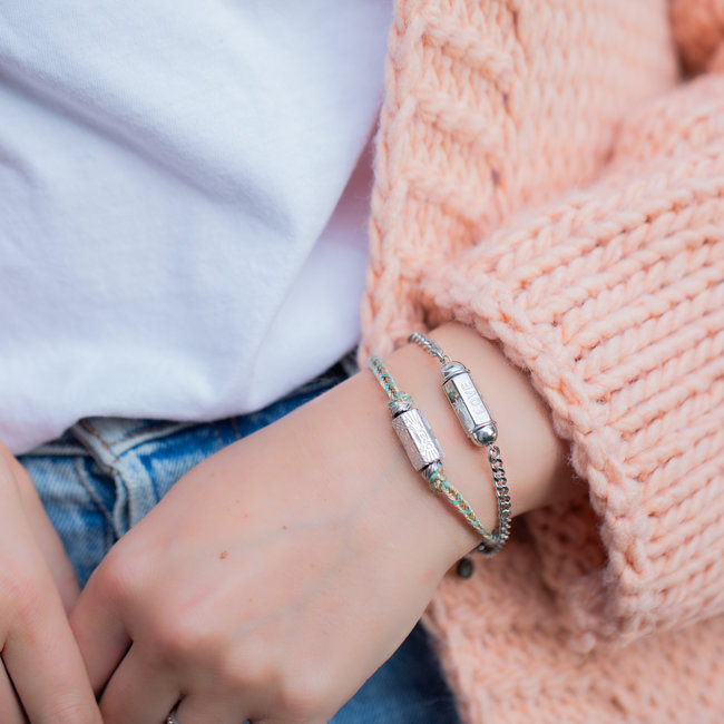 Day & Eve  Trendy armbanden met prayer box zilver