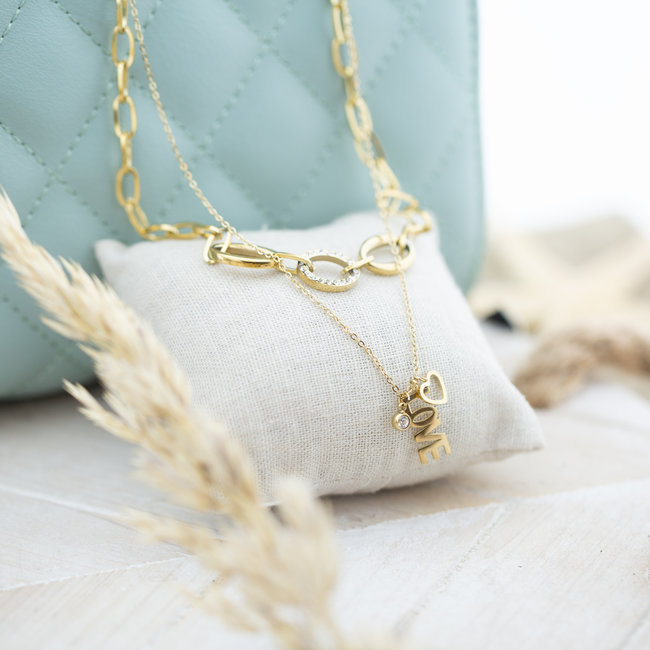 Goud ketting met schakels of love