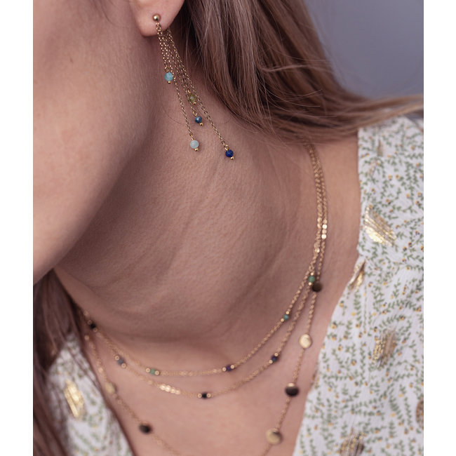 Dubbele goudkleurige ketting met zwarte facetkraaltjes
