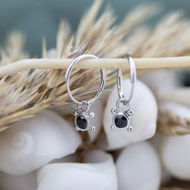 Hoops Symbols Black Zirconia Single Stone 4 Dots Silver