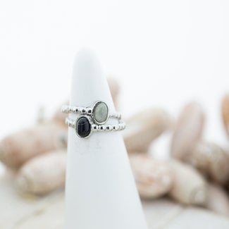 Beadle Zilver bolletjes ring met steen