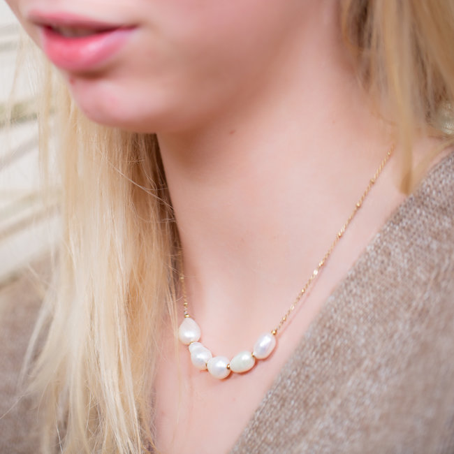 Goud ketting met parels