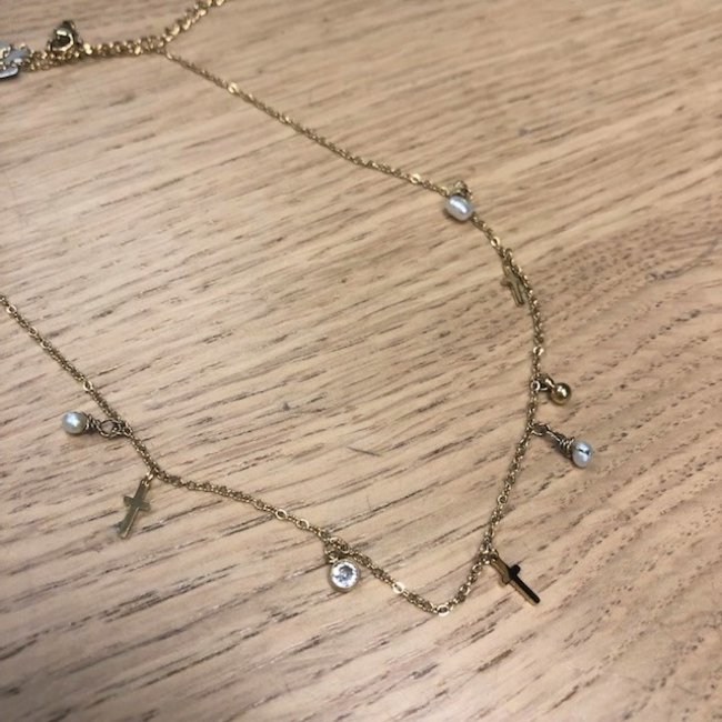 ZAG  Bijoux Fijne ketting met kruisjes en parels goudkleurig