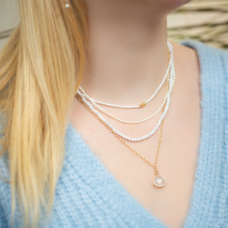 Biba Wit met goud laagjes ketting