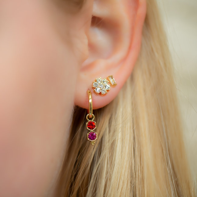 Goud bloem oorbel icm rood roze oorbellen