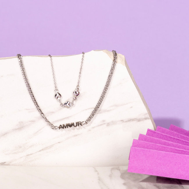 Day & Eve  Zilver schakelketting met schakels en amour tekst