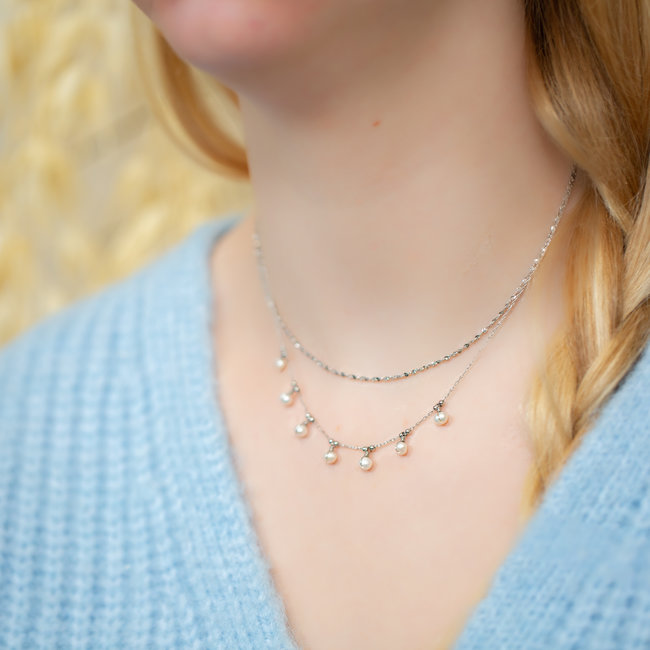 Dubbele ketting zilver met parels en fijne schakels