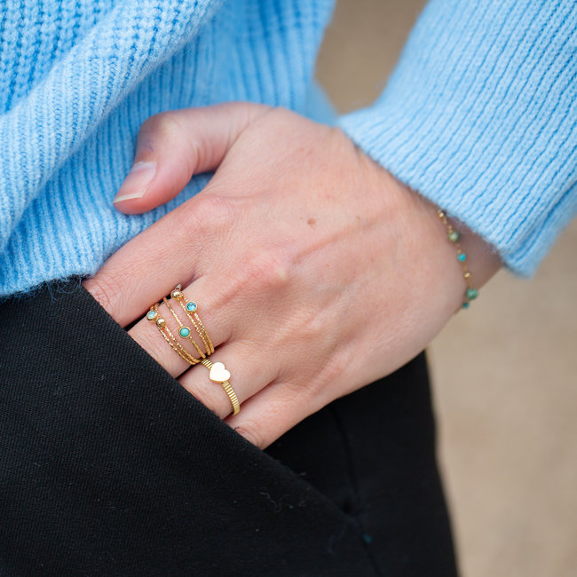 Goudkleurige turquoise of hartje ringen