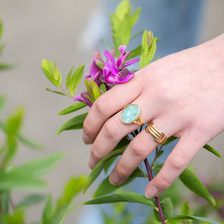 Ikita  Ring met steen of schakel