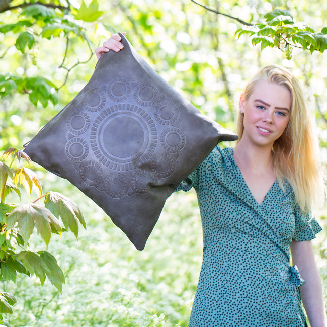 Zeeuws Zeeuwse knop kussenhoes taupe