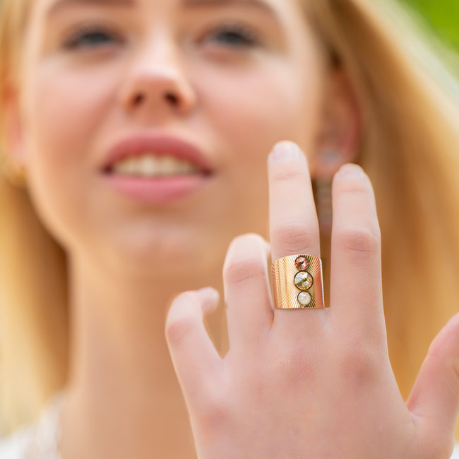 Bohm Paris Brede rosegoud ring met swarovski stenen