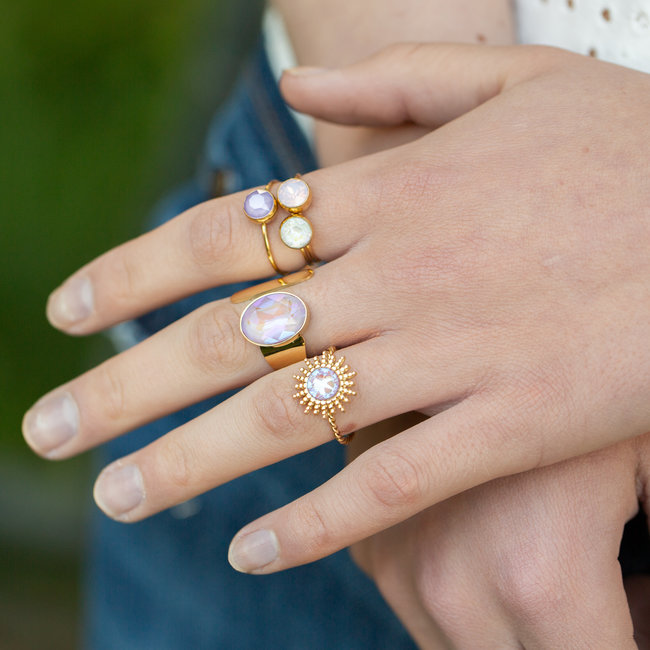 Bohm Paris Goud stalen lila en roze swarovski ringen