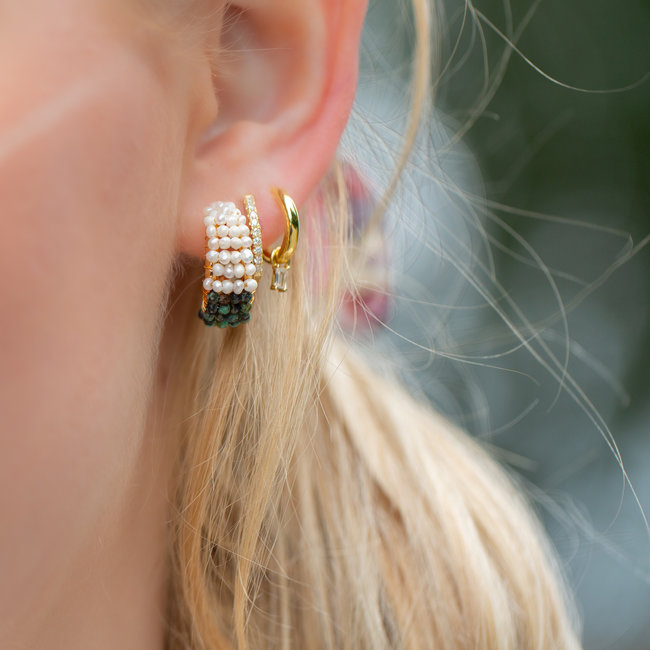 Beadle Parel natuursteen oorbellen