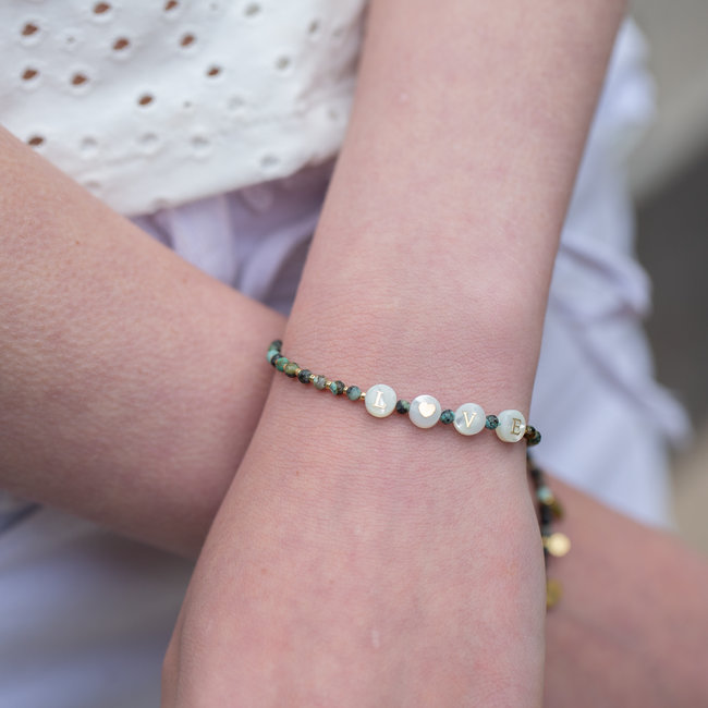 Armband  turquoise met love tekst