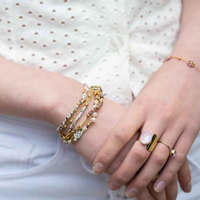 Beadle Driedubbele stof en parels armband