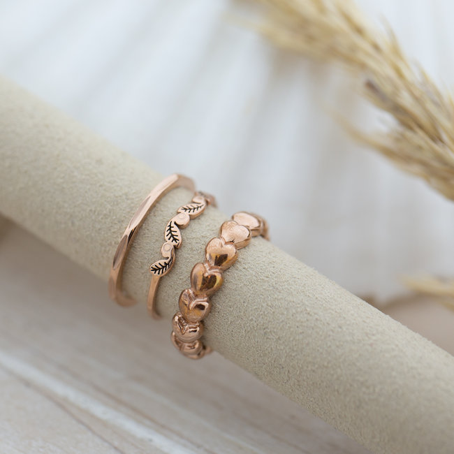 Charmins Rosegoud ringen hart blaadjes of smal