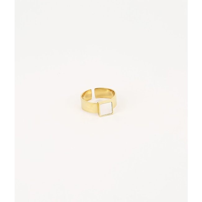 ZAG  Bijoux Goudkleurige ring met witte steen vierkant