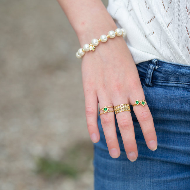 Biba Dikke witte parel armband