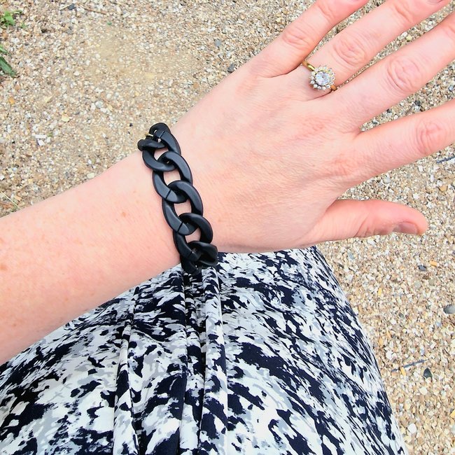 Mat zwarte schakel armband