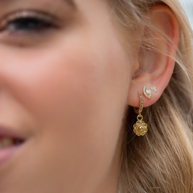 Goldplated zeeuwse knop oorbellen met lila paarse  zirconia