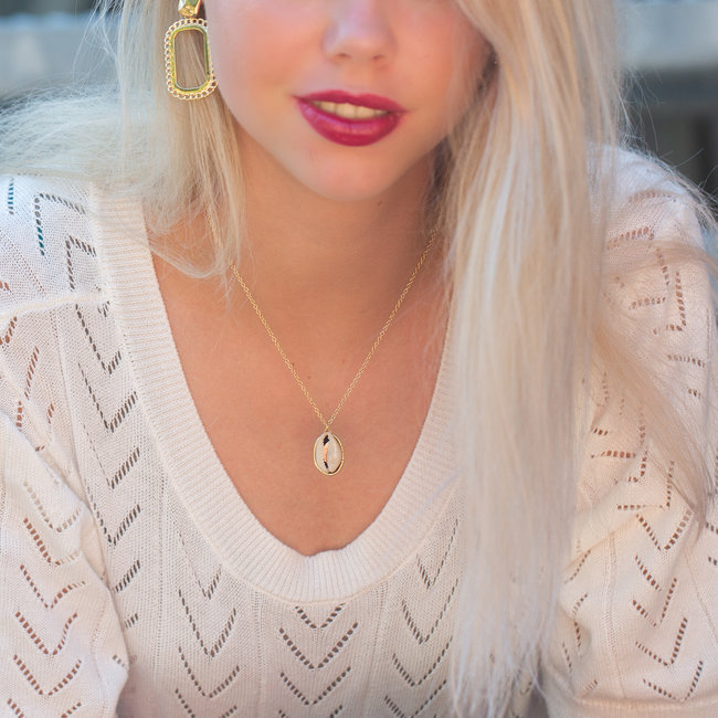 Biba Goud ketting met echte witte kaurie schelp